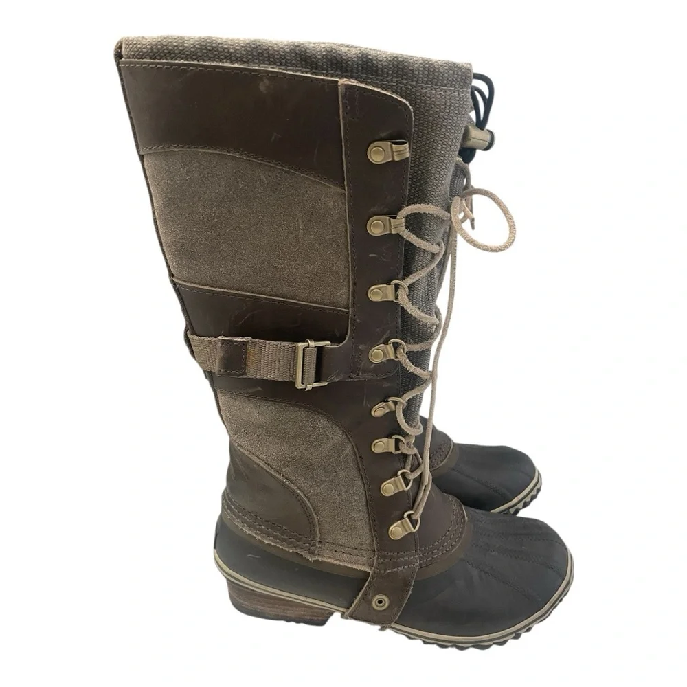 Sorel Brown and Tan Lace-Up Winter Boots